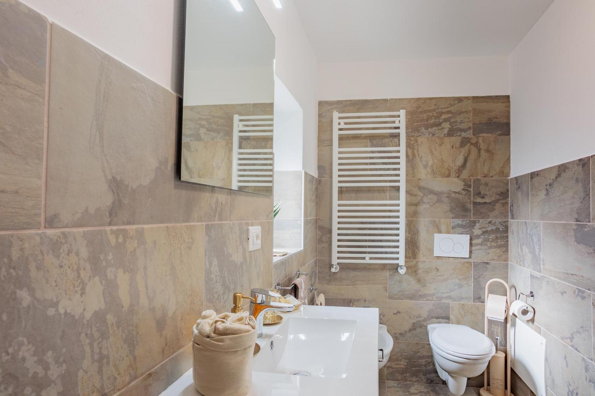 Dany Apartment Intra